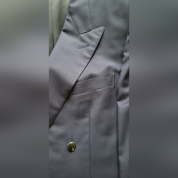 Dunhill Double Breasted Navy Blue Blazer with gold and black logo D buttons - Picture 10 of 16